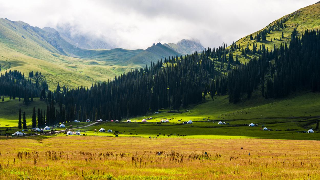 northern xinjiang tour